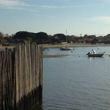 T2 De Gamme Avec Vue Bassin *