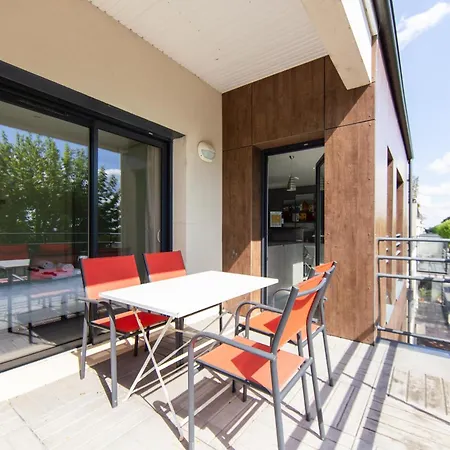 Apartment T2 De Gamme Avec Vue Bassin *