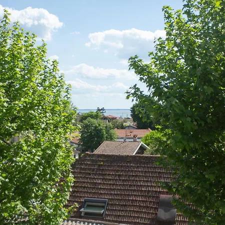 Apartment T2 De Gamme Avec Vue Bassin *
